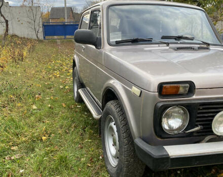 Серый ВАЗ 2121 Нива, объемом двигателя 1.57 л и пробегом 88 тыс. км за 4200 $, фото 3 на Automoto.ua