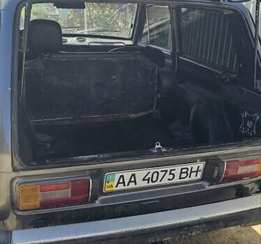 Серый ВАЗ 2121 Нива, объемом двигателя 1.57 л и пробегом 180 тыс. км за 1700 $, фото 10 на Automoto.ua