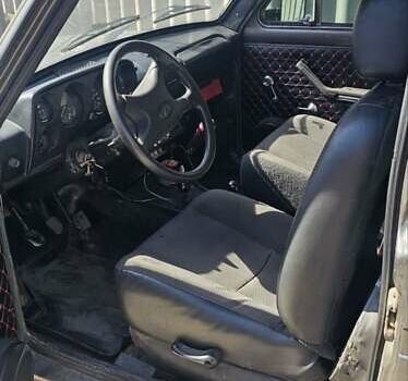 Серый ВАЗ 2121 Нива, объемом двигателя 1.57 л и пробегом 180 тыс. км за 1700 $, фото 8 на Automoto.ua