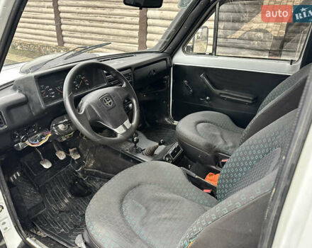 Сірий ВАЗ 2121 Нива, об'ємом двигуна 1.7 л та пробігом 100 тис. км за 2450 $, фото 12 на Automoto.ua