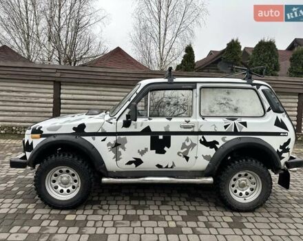 Серый ВАЗ 2121 Нива, объемом двигателя 1.7 л и пробегом 100 тыс. км за 2400 $, фото 4 на Automoto.ua