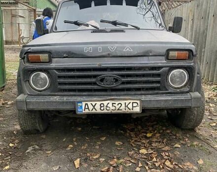 Серый ВАЗ 2121 Нива, объемом двигателя 1.57 л и пробегом 300 тыс. км за 2000 $, фото 1 на Automoto.ua