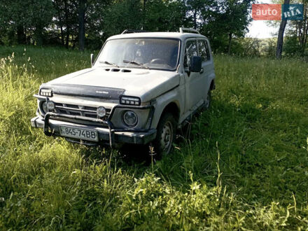 ВАЗ 2121 Нива 1982 в Овруче на Automoto.ua Серый ВАЗ 2121 Нива, объемом двигателя 1.69 л и пробегом 60 тыс. км за 1800 $, фото 1 на Automoto.ua
