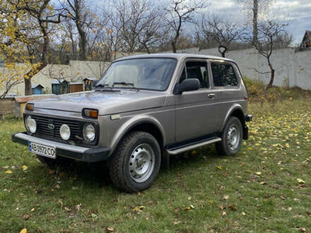 Серый ВАЗ 2121 Нива, объемом двигателя 1.57 л и пробегом 88 тыс. км за 4200 $, фото 1 на Automoto.ua