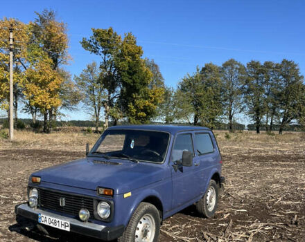 Синий ВАЗ 2121 Нива, объемом двигателя 1.6 л и пробегом 70 тыс. км за 2500 $, фото 1 на Automoto.ua