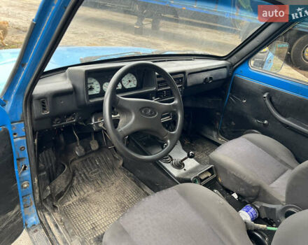Синий ВАЗ 2121 Нива, объемом двигателя 1.57 л и пробегом 75 тыс. км за 1800 $, фото 6 на Automoto.ua