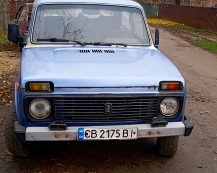 Синий ВАЗ 2121 Нива, объемом двигателя 1.6 л и пробегом 128 тыс. км за 1250 $, фото 2 на Automoto.ua