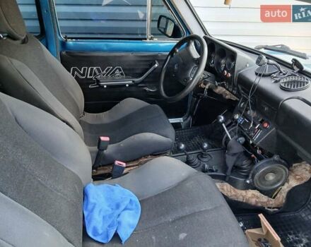 Синій ВАЗ 2121 Нива, об'ємом двигуна 1.45 л та пробігом 647 тис. км за 4000 $, фото 5 на Automoto.ua