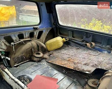 Синий ВАЗ 2121 Нива, объемом двигателя 1.6 л и пробегом 128 тыс. км за 1180 $, фото 3 на Automoto.ua
