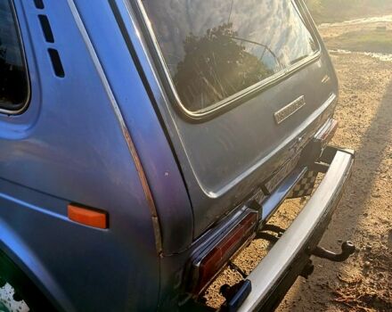 Синий ВАЗ 2121 Нива, объемом двигателя 1.6 л и пробегом 100 тыс. км за 2400 $, фото 2 на Automoto.ua