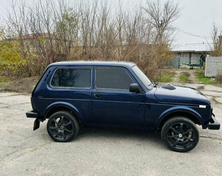 Синий ВАЗ 2121 Нива, объемом двигателя 1.6 л и пробегом 193 тыс. км за 2699 $, фото 9 на Automoto.ua