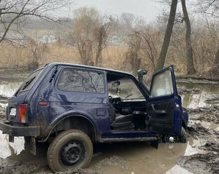 Синий ВАЗ 2121 Нива, объемом двигателя 0 л и пробегом 90 тыс. км за 3000 $, фото 8 на Automoto.ua