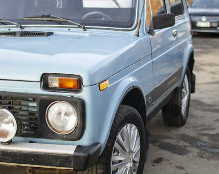 Синий ВАЗ 2121 Нива, объемом двигателя 1.57 л и пробегом 174 тыс. км за 2800 $, фото 12 на Automoto.ua