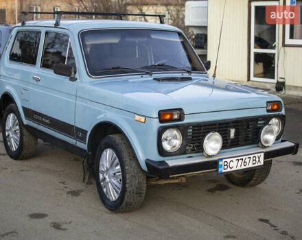 Синий ВАЗ 2121 Нива, объемом двигателя 1.57 л и пробегом 174 тыс. км за 2800 $, фото 1 на Automoto.ua