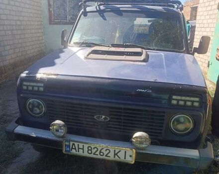 Синий ВАЗ 2121 Нива, объемом двигателя 1.6 л и пробегом 100 тыс. км за 1300 $, фото 1 на Automoto.ua