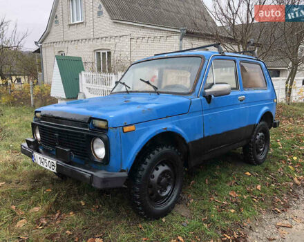 Синий ВАЗ 2121 Нива, объемом двигателя 1.6 л и пробегом 75 тыс. км за 1100 $, фото 1 на Automoto.ua