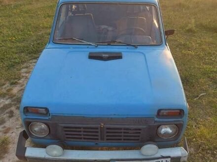 ВАЗ 2121 Нива 1982 у Збараже на Automoto.ua Синій ВАЗ 2121 Нива, об'ємом двигуна 1.57 л та пробігом 200 тис. км за 1700 $, фото 1 на Automoto.ua