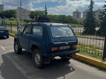 Синий ВАЗ 2121 Нива, объемом двигателя 1.6 л и пробегом 70 тыс. км за 1300 $, фото 1 на Automoto.ua