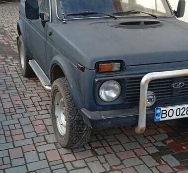 Синий ВАЗ 2121 Нива, объемом двигателя 1.6 л и пробегом 150 тыс. км за 2002 $, фото 1 на Automoto.ua