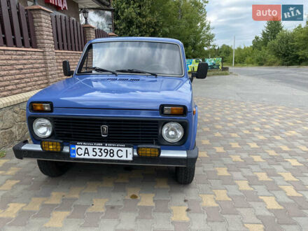 ВАЗ 2121 Нива 1991 у Умани на Automoto.ua Синій ВАЗ 2121 Нива, об'ємом двигуна 1.57 л та пробігом 90 тис. км за 2650 $, фото 1 на Automoto.ua