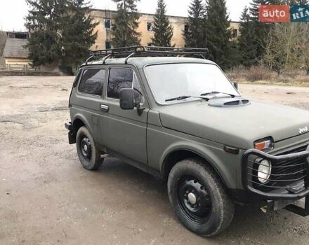 Зелений ВАЗ 2121 Нива, об'ємом двигуна 1.6 л та пробігом 140 тис. км за 3600 $, фото 4 на Automoto.ua
