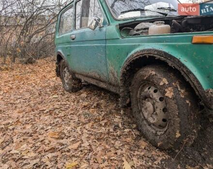 Зеленый ВАЗ 2121 Нива, объемом двигателя 1.6 л и пробегом 100 тыс. км за 1400 $, фото 3 на Automoto.ua