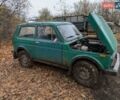 Зеленый ВАЗ 2121 Нива, объемом двигателя 1.6 л и пробегом 100 тыс. км за 1400 $, фото 2 на Automoto.ua