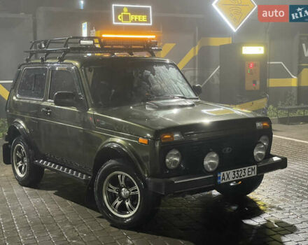 Зеленый ВАЗ 2121 Нива, объемом двигателя 1.57 л и пробегом 35 тыс. км за 3700 $, фото 3 на Automoto.ua