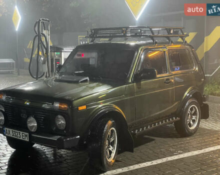 Зеленый ВАЗ 2121 Нива, объемом двигателя 1.57 л и пробегом 35 тыс. км за 3700 $, фото 4 на Automoto.ua