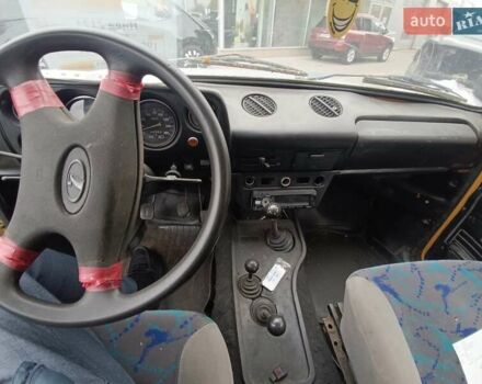 Зелений ВАЗ 2121 Нива, об'ємом двигуна 0 л та пробігом 1 тис. км за 2000 $, фото 8 на Automoto.ua