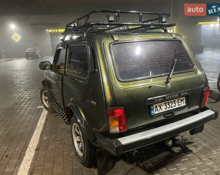 Зеленый ВАЗ 2121 Нива, объемом двигателя 1.57 л и пробегом 35 тыс. км за 3700 $, фото 2 на Automoto.ua