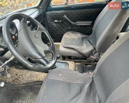 Зеленый ВАЗ 2121 Нива, объемом двигателя 0 л и пробегом 100 тыс. км за 1700 $, фото 4 на Automoto.ua