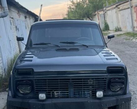 Зеленый ВАЗ 2121 Нива, объемом двигателя 1.6 л и пробегом 50 тыс. км за 4000 $, фото 5 на Automoto.ua