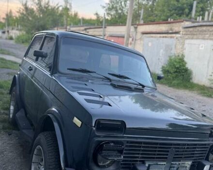 Зеленый ВАЗ 2121 Нива, объемом двигателя 1.6 л и пробегом 50 тыс. км за 4000 $, фото 2 на Automoto.ua