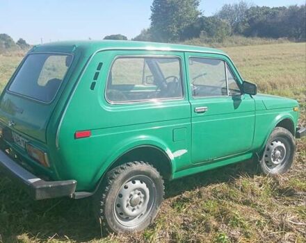 Зеленый ВАЗ 2121 Нива, объемом двигателя 0 л и пробегом 90 тыс. км за 1700 $, фото 4 на Automoto.ua