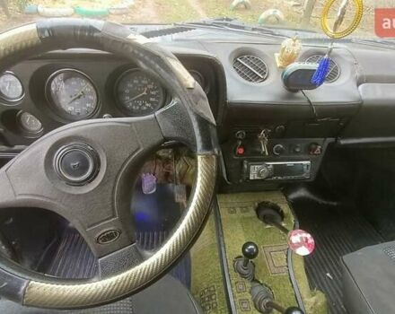 Зелений ВАЗ 2121 Нива, об'ємом двигуна 1.6 л та пробігом 280 тис. км за 1800 $, фото 7 на Automoto.ua