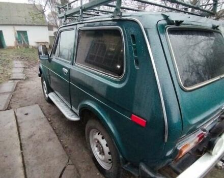 Зеленый ВАЗ 2121 Нива, объемом двигателя 1.69 л и пробегом 48 тыс. км за 2560 $, фото 2 на Automoto.ua