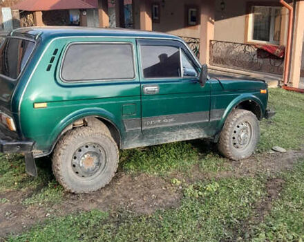 Зеленый ВАЗ 2121 Нива, объемом двигателя 1.7 л и пробегом 152 тыс. км за 2000 $, фото 1 на Automoto.ua