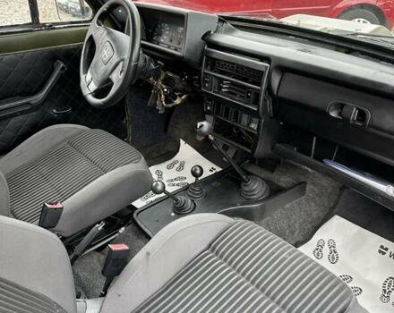 Зелений ВАЗ 2121 Нива, об'ємом двигуна 1.6 л та пробігом 119 тис. км за 3800 $, фото 11 на Automoto.ua