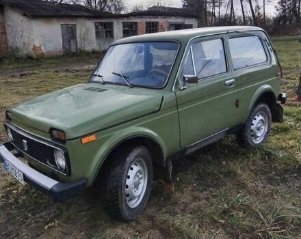 Зеленый ВАЗ 2121 Нива, объемом двигателя 1.6 л и пробегом 92 тыс. км за 3000 $, фото 1 на Automoto.ua