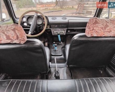 Зеленый ВАЗ 2121 Нива, объемом двигателя 1.6 л и пробегом 92 тыс. км за 3000 $, фото 10 на Automoto.ua