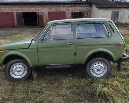 Зеленый ВАЗ 2121 Нива, объемом двигателя 1.6 л и пробегом 92 тыс. км за 3000 $, фото 2 на Automoto.ua