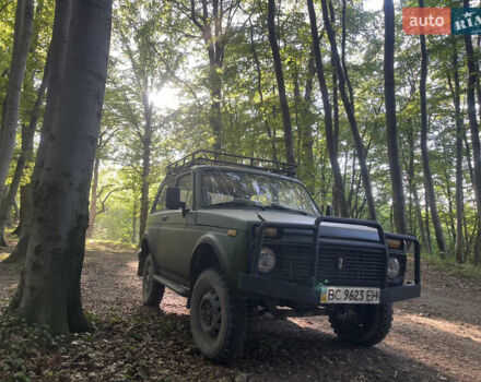 Зеленый ВАЗ 2121 Нива, объемом двигателя 1.57 л и пробегом 50 тыс. км за 1800 $, фото 2 на Automoto.ua