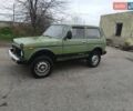 Зеленый ВАЗ 2121 Нива, объемом двигателя 1.6 л и пробегом 70 тыс. км за 1600 $, фото 2 на Automoto.ua