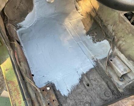 Зеленый ВАЗ 2121 Нива, объемом двигателя 1.6 л и пробегом 70 тыс. км за 1600 $, фото 9 на Automoto.ua