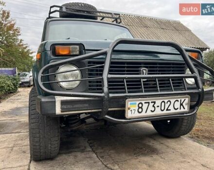 Зеленый ВАЗ 2121 Нива, объемом двигателя 1.6 л и пробегом 200 тыс. км за 2200 $, фото 3 на Automoto.ua