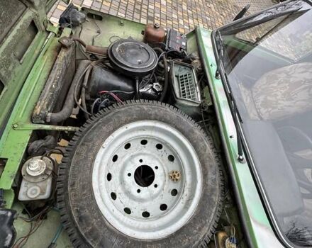 Зеленый ВАЗ 2121 Нива, объемом двигателя 1.58 л и пробегом 140 тыс. км за 2200 $, фото 6 на Automoto.ua