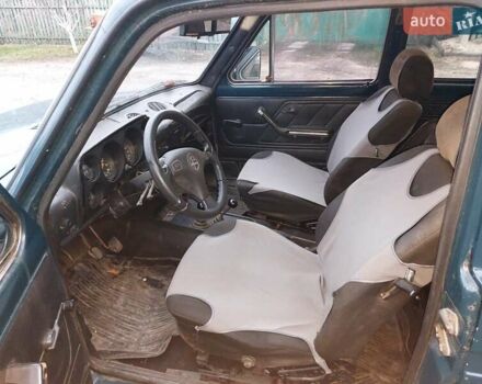 Зеленый ВАЗ 2121 Нива, объемом двигателя 1.57 л и пробегом 111 тыс. км за 2000 $, фото 3 на Automoto.ua