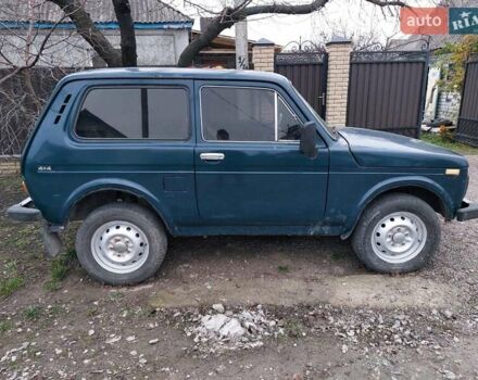 Зеленый ВАЗ 2121 Нива, объемом двигателя 1.57 л и пробегом 111 тыс. км за 2000 $, фото 1 на Automoto.ua