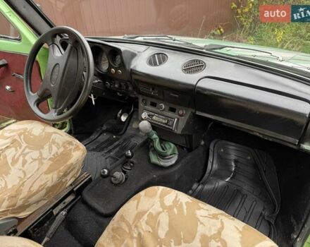 Зеленый ВАЗ 2121 Нива, объемом двигателя 1.58 л и пробегом 140 тыс. км за 2200 $, фото 10 на Automoto.ua